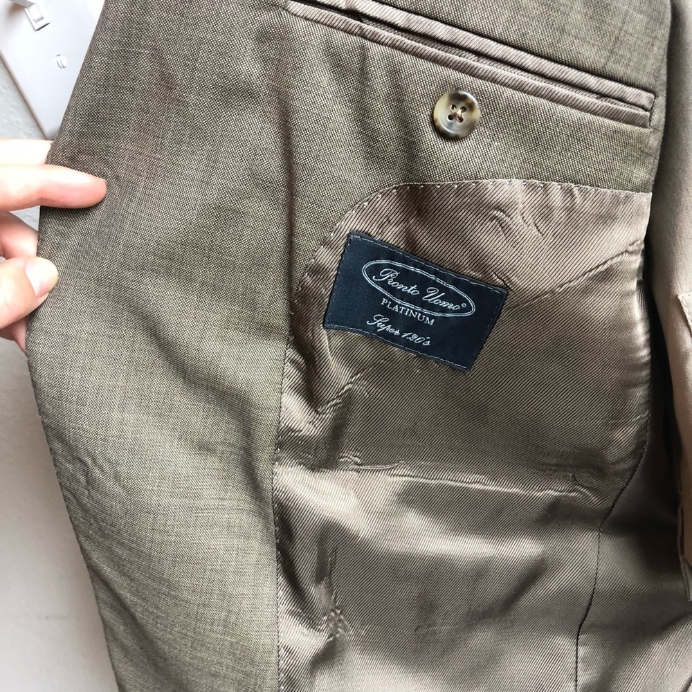 Italian Vested Suit - Picture 4 of 8